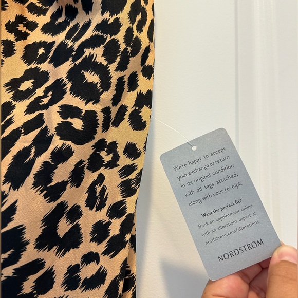 Petal and Pup GRASIE MIDI DRESS - Picture 6 of 8